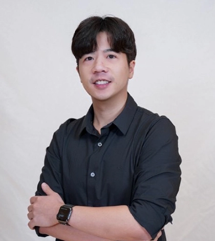 Dr. Yongyot Tuachob